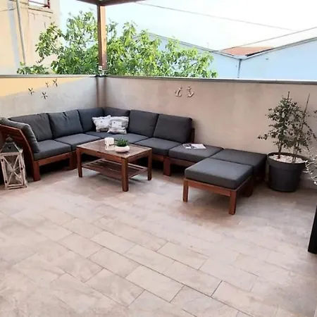 Apartment Apartman Ana Murter