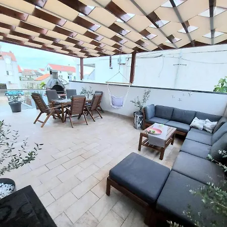 Apartman Ana * Murter