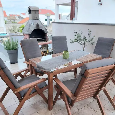 Apartment Apartman Ana Murter